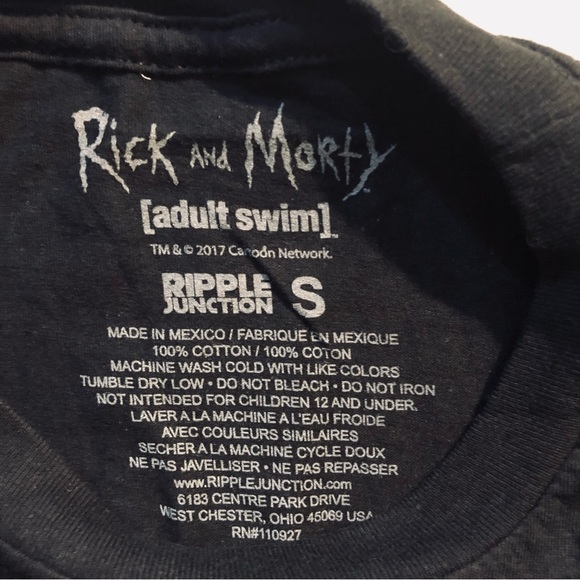 Rick & Morty Happy Human Holiday Christmas T Shirt Small New Adult Swim - Picture 4 of 4